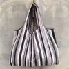 En Stock Gran Capacidad Linda Ligera Ecológica Bolsa de Compras Portátil Plegable Bolsa de Dibujos Animados para la Compra 210D Diseño Grande de Dibujos Animados