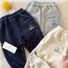 Calças Infantis Transfronteiriças Outono/Inverno 2026 Meninos Desenho Animado Quente Plus Veludo Calças de Moletom Bebê Criança Pequena Casuais Joggers