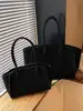 Bolsa Versátil de Gran Capacidad Estilo Casual Transfronterizo Moda Verano 2026 Bolso de Hombro o Axila Simple Tote Bag
