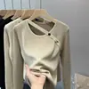 Ropa para mujer talla grande 2026 nuevo estilo, diseño irregular, suéter base de punto adelgazante, top suéter para mujer para otoño e invierno