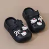 Nuevos accesorios decorativos para zapatos tipo zueco de niña, hebillas para zapatos, moños, accesorios de hebilla decorativa desmontables de Hello Kitty
