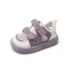 Zapatos de Bebé Sandalias 2026 Verano Nuevo Estilo Tenis Infantiles Huecos Transpirables Sandalias de Medio Pie para Niños Zapatos de Marco Modernos