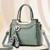 Bolsa Feminina de Luxo Leve de Alta Qualidade 2026 Novo Estilo Bolsa para Mãe de Meia-Idade Bolsa de Mão Feminina Bolsa Transversal de Grande Capacidade