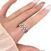 Anillo Abierto de Zirconia y Perla de Lujo Ligero de Moda, Diseño Exquisito de Nicho de Gama Alta, Anillo para Dedo Índice, Accesorio de Mano Versátil y Elegante