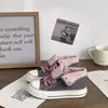 Sapatos de Lona Bell 2026 Outono Moda Bolinhas Cano Alto Femininos Outono Versáteis Plataforma Solado Grosso Aumento de Altura Sapatos Casuais