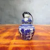 Mini Pote Geral Azul e Branco Pequeno Ornamento, Decoração de Pendurar em Cerâmica, Mini Bule de Chá Decorativo de Porcelana Azul e Branco Figura de Presente
