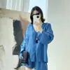 Conjunto de top de cor sólida simples com decote V, fresco, respirável, relaxado e leve + shorts para mulheres