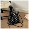 Versão Coreana de 2026 da Nova Bolsa Feminina de Luxo, Bolsa Tote de Bolinhas, Bolsa de Ombro Feminina, Bolsa de Axila, Bolsa de Grande Capacidade para Mulheres