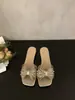 Sandálias LINDAS com Strass e Salto Baixo para Mulheres, Perfeitas para o Verão de 2026, Ótimas para Combinar com Vestidos