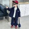 Conjunto de Saco de Presente de Outono com Cordão Wy para Meninos Primavera e Outono Versão Coreana Conjunto Esportivo Infantil de 2 Peças Roupas de Bebê para Meninos