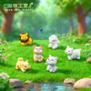 Nuevas figuras de paisaje en miniatura, con 12 diseños diferentes de animales pequeños. Estas adorables figuritas de animales de dibujos animados están hechas de resina y son perfectas para paisajes en miniatura.