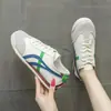 Tênis de Treino Feminino Alemão 2026 Novos Sapatos Populares de Primavera e Outono Sapatos Versáteis Femininos de Solado Plano Sapatos Forrest Gump Tênis Casuais Esportivos