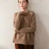 Nuevo Estilo Otoño e Invierno 2026 Suéter de Cachemir para Mujer con Cuello Redondo y Borde Enrollado, Moderna Abertura Lateral Inferior, Tejido de Punto Holgado y Espeso