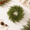 Corona artificial, corona de abeto simulado, planta verde, corona de aguja de pino de Norfolk, decoración del hogar, arreglo de corona de puerta, corona de Navidad