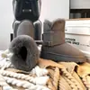 Primer Encuentro Temporada Botas de Nieve de Cuero y Piel Integradas de Caña Media con Suela Gruesa para Mujer Estilo Nuevo 2026 Invierno Acolchado Plus Antideslizante Zapatos de Algodón