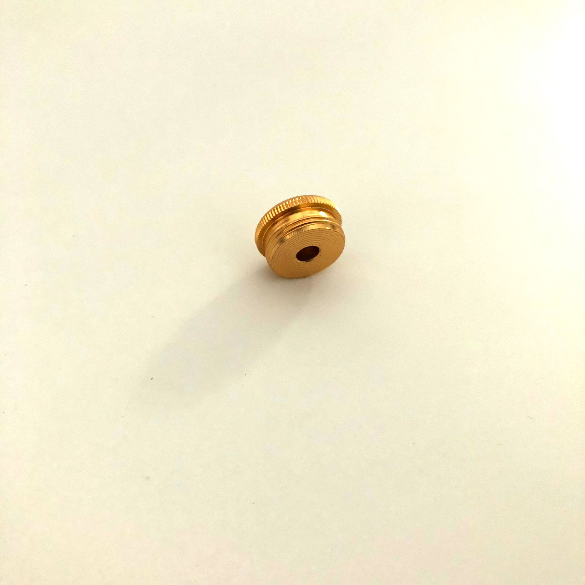 526