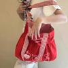 Bolsa Fofa Coreana Ins Versátil Maçã Vermelha para Mulheres 2025 Nova Bolsa Tote Estilo Preguiçoso Bolsa de Ombro de Grande Capacidade