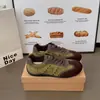 Novos Sapatos Casuais Retro de Moda Outono para Mulheres, Tênis de Skate de Cano Baixo com Cadarço, Feito em Xunlade, Argan, Sola Plana, 2026
