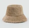 Otoño e invierno imitación piel de conejo sombrero bufanda traje moda versátil cara pequeña cálido grueso sombrero de pescador bufanda conjunto de dos piezas