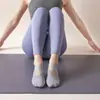 Calcetines de Tirantes Cruzados con Punta Redonda para Mujer para Primavera y Verano, Calcetines de Yoga Antideslizantes sin Talón, Calcetines de Algodón para Piso Absorbentes de Sudor para Deportes, Pilates, Trampolín