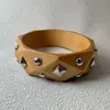 Yongge Accesorios Pulsera de Madera con Remaches Geométricos Estilo Europeo y Americano Moda Retro Personalidad Rombo Pulsera Adorno para la Muñeca