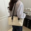Moda Transfronteiriça Simples Casual Tecida Grande Bolsa de Ombro 2025 Nova Leve para o Dia a Dia Bolsa Tote de Braço ou Mão