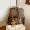 Bolsa Nova de Concha Retrô Outono 2026 Leve Grande Capacidade Bolsa de Mão Feminina Bolsa de Ombro Único Elegante da Moda Bolsa para o Dia a Dia