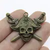 Colgante de Joyería multicolor 45x 34mm 7.3g Colgante de calavera pirata popular europeo y americano hecho a mano para DIY