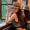 Sombrero de paja tejido de ala plana estilo "old money" vintage francés para mujer, estilo vacacional de verano en la playa, sombrero hueco de protección solar, sombrero de sol