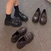 Mocasines retro para mujer, nueva colección de otoño, con suela gruesa, versátiles con hebilla de cinturón, adecuados para ir al trabajo, estilo fácil de poner, mocasines pequeños de piel
