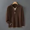 Suéter de Punto de Lana Pura para Hombre Casual Nuevo Estilo Cuello POLO Falso Dos Piezas Holgado Otoño/Invierno Temperamento Bloque de Color Suéter de Moda