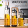 Pote de óleo de vidro de borosilicato de alta qualidade, venda direta, abertura e fechamento automáticos, grande capacidade, molho de soja, vinagre, temperos, garrafa de óleo de aço inoxidável à prova de poeira