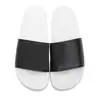 2021 zapatillas de comercio exterior logo personalizado zapatillas de verano para casa baño hombres mujeres pareja zapatillas de plástico PVC