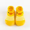 Zapatos para caminar de bebé, colección primavera y otoño, zapatos de suela blanda para niñas y niños pequeños, antideslizantes, adecuados para uso en interiores, calcetines para gatear, zapatos planos para los más pequeños