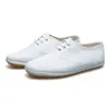 Zapatos de lona para estudiantes al por mayor zapatillas blancas con cordones zapatos pequeños de tela danza bailando zapatillas blancas para hombre y mujer