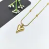 Collar de Acero Inoxidable para Mujer Joyería de Nicho Versátil Colgante de Cobre Cadena Elegante para Clavícula Joyería Cadena de Lujo Ligero