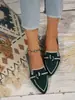 Sapatos Rasos Elegantes de Bico Fino Tamanho Grande para Mulheres 2025 Modernos Fly-Knit Slip-On Laço Casual Respirável Sapatos com Combinação de Cores