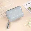 Billetera Nueva para Mujer Transfronteriza 70% de Descuento Billetera para Monedas con Cremallera para Mujer con Logo Impreso, Múltiples Ranuras para Tarjetas, Portatarjetas Corto, Cuidadosamente Seleccionado