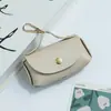 Nova Bolsa com Pingente de Couro PU da Huayang Pode Ser Decorada e Personalizada, Acessório de Bolsa para Fones de Ouvido, Pingente de Joia Conveniente e Peças de Acessório