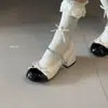 Zapatos Mary Jane de Punta Cuadrada y Tacón Grueso Atmósfera Suave 2026 Adorno de Cadena y Lazo de Mariposa Para Salir Toma de Fotos Fotogénicos Zapatos de Mujer
