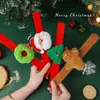Boneca de Pelúcia de Natal Argola de Pressão Desenho Animado Fofo Papai Noel Pulseira Brinquedo Atacado Pequenos Presentes para Crianças