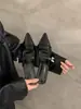 Mules Chuyuji de Salto Grosso e Bico Fechado para Mulheres, Novos Sapatos Mary Jane de Bico Fino Prata Primavera/Verão 2026
