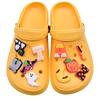 Serie de Halloween, zapatos con agujeros de dibujos animados, hebilla de zapato de flor, pegamento suave de PVC, zapatos de jardín desmontables DIY, accesorios decorativos