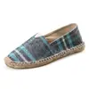 Casal sapatos de lona sapatos de palha sapatos masculinos e femininos sapatos baixos tendência lazer preguiçoso pescador sapatos de linho fabricantes atacado
