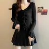 Blusa de Tricô Base com Manga Campana Vermelha para Mulheres Primavera e Outono Estilo Curto Emagrecedor Gola Franzida Branca Tamanho Único