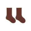 Calcetines para Niños 2026 Otoño e Invierno Nuevos de Color Sólido Calcetines de Media Caña para Bebé Calcetines de Moda Coreanos de Doble Aguja Niños y Niñas Calcetines de Algodón Venta al por Mayor