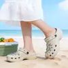 Novo Modelo 2026 Tamancos de Laço de EVA para Mulheres, Sandálias de Verão para Praia com Solado Grosso Aumentador de Altura, Meio-Chinelos Antiderrapantes para Uso Externo