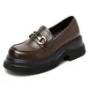 Mocasines de suela gruesa para mujer 2024 primavera nuevos estilo británico zapatos de piel ocultan altura populares populares populares zapatos de plataforma
