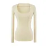 Camiseta de Estilo Puro Deseo con Cuello Amplio y Escote Bajo para Mujer 2026 Otoño Nueva Llegada Manga Larga Capa Base Suave y Ajustada Top Interior