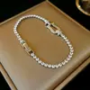 Pulsera Minimalista Japonesa y Coreana con Hebilla de Herradura de Circonita Pulsera de Lujo Ligero con Sentido de Alta Gama Pulsera de Moda Ins de Personalidad de Nicho Venta al por Mayor
